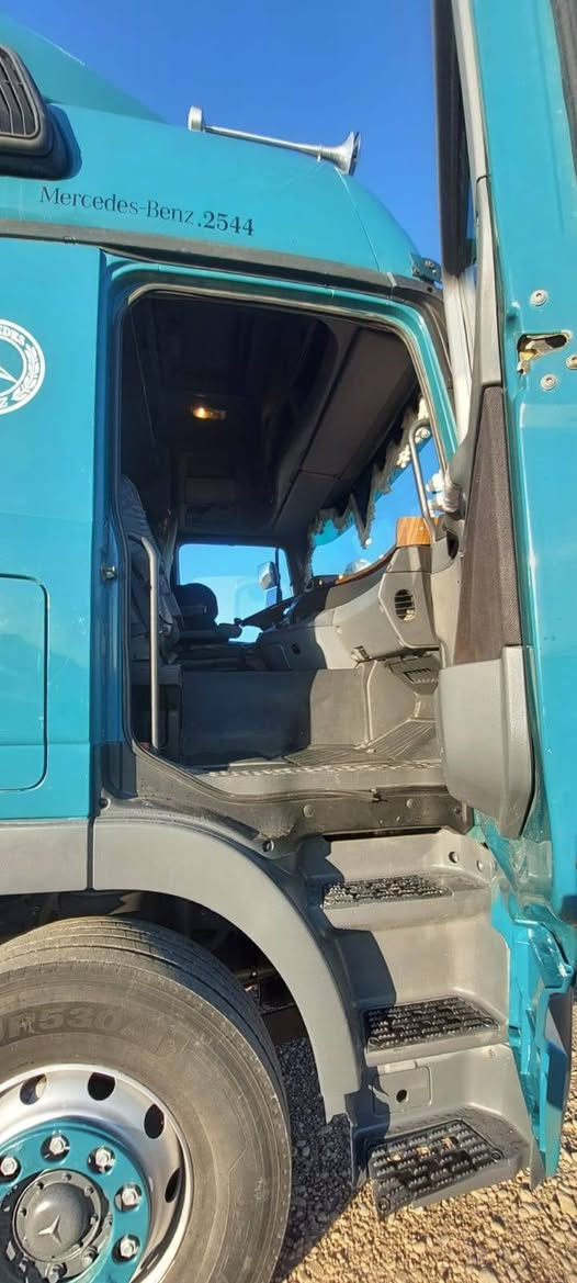 موديل  2005 شرط تحويل رقم سليمانيه سنوية  2029 هزه جديده محرك حجم 44 شاصي 25 كير اكسل شاصي مكفولات رتايدر 5 طكات تبريد تخم تاير  السعر. 320  $   عنوان ديالى ***********//×/***********
