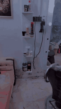 سلام عليكم ملاحضه المحل البيع كامل فقط غراض
وستعامل جدن قليل 
مسجات عدد ٢
مساج مورد ١
مغذي ومعالج للشعر الكرياتين عدد ١
معالج شعر ومغذي عدد 2 
جل حلاقه عدد1شفاف 
جل علاقه عصاره عدد 2
جل علاقه قواطي عدد 2
سيروم شعر عدد 2 
صبغ حواج عدد 2 
كاويه عدد 1 
شسوار عدد 1 +ستاند شسوار 
مكاين ول عدد 2
مقشر وجه عدد 1 
بودره حفافه عدد 
جهاز شمع عدد 1 
مشاطه وفرج شعر عدد 13 
شفرات علاقه عدد 3
ملقط حواجب عدد 1
سبريه شعر عدد 1 
قراصت شعر 
معدات صبغ شعر 
مقص عدد 3
فرجه شعر 
فرجه مال حلاقه لحيه 
كلنس علاقه 
مساجات بشره ورقي 
ادات ازاله الحب 
شامبو عدد 1 
جل الصبار عدد 2
ماي ورد عدد 1 كفوف يدان باكيت 
وتلابسه تلم الشعر باكيت كامل 
جهاز هيدروفيشل +حمضيات +غسول +مغذي بشره+ جهاز معالجه البشره 
قنفات عدد 2 واطوله عدد 1 
وتلبيسه حلاقه عدد 2
مرايه ورفين مالته +كرسي علاقه
مرايه خلفيه
(السعر 1ونص بي مجال جدن قليل)
الرقم ***********
