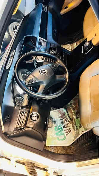 مارسدس موديل 2011-w212-E300
مكفولة من ضربة وصبغ خليجي 
تخم تاير جديد يابني 
صدر جديد اصلي 
سيرفس كامل للسيارة 
صغر مسج
كير مكينة مكفول 
ملاحظة 
صبغ دعاميات فقط وبيها كم رصعة بالبواب 
العنوان بغداد العلام 
*********** بغداد
