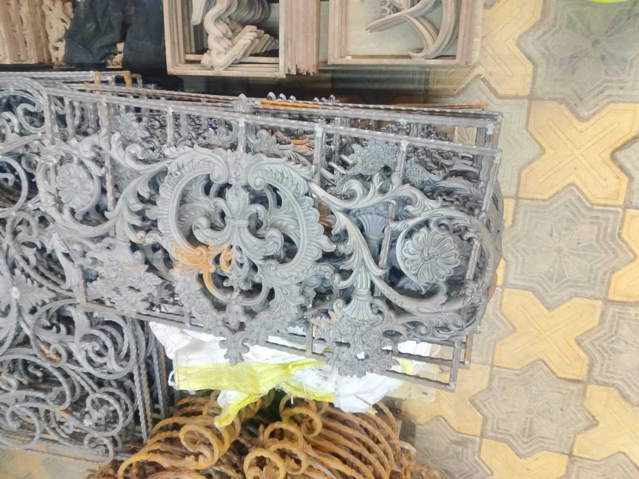 على بركة الله وصلنا اليوم النقش ويوجد توصيل لجميع المحافظات التواصل راسل الحساب او *********** مراسله هاذا الرقم
