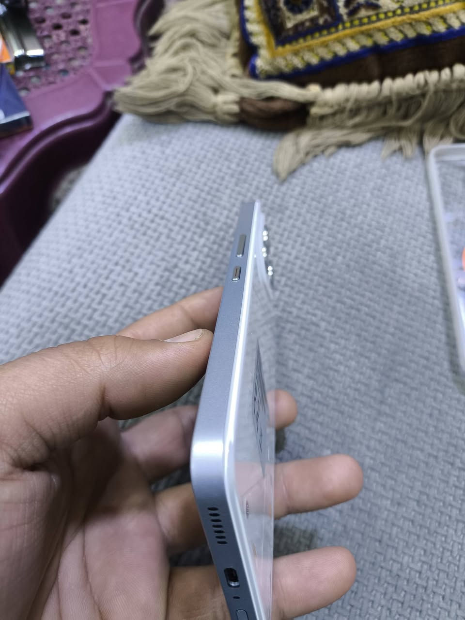 سلام عليكم جهاز ستخدام 3ايام معا ضمان اسم الجهاز بوفه سفن الترا شتريته ب 410
وحتاجيت فلوسه ورايد ابيعه ب 350 جهاز كلش قوي بل ببجي يدعم 120 الي حاب شتري يتفضل علا الرقم لو الخاص الرقم ***********
