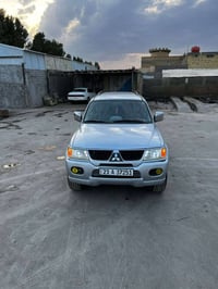 ٢٠٠٨ • محرك ٣٠٠٠ • فور ويل