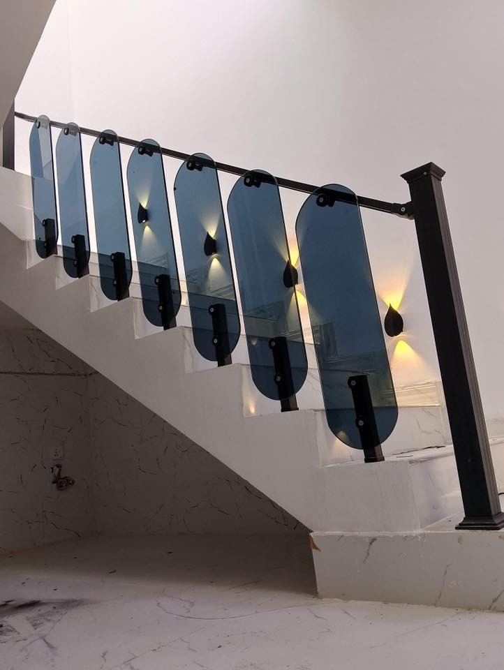 السلامً عليكم 
عروض معمل الضياء المركزي 🔥
مخفضة واسعار مناسبةً 
✳️يعلن عن توفر شبابيك +ابواب Pvc ضمان ١٠ سنوات 
✳️وتوفر الالمنيوم السلايت والمفصلي 
✳️والمحجرات الجام واللمنيوم والفايبر كلاس 
✳️والجام الدبل والجام التك 
رقم الهاتف ***********
