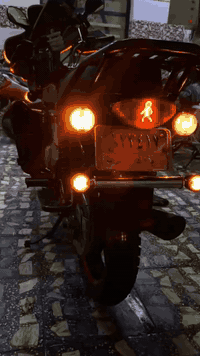 بوكسر جبلي موديل 23 شهر 8 رقم بغداد باسمي وشرط تحويل ثاني يوم الدراجة مفتوحة شركة والغراض كله من باجاج يعني شغل كله اصلي و وكالة ترايك للبصرة مابيها اي نقص السعر مليونين و 700 وبيها مجال بسيط للشراي الرقم  عنوان مدينة الصدر الحبيبية ***********
