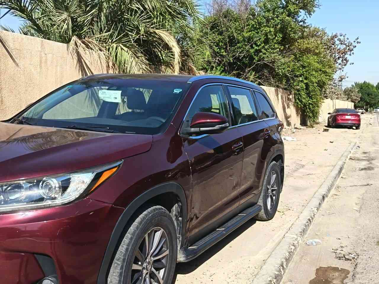 يالله. سياره هاليندر امريكيه ٢٠١٩ فول مواصفات سياحي ٧ راكب قطعتين صبغ بينه والباقي كفاله من الصبغ واضربه محرك سته ثلاثه قطع تبريد فتحه سقف دفع رباعي كشنات منفصل سياحي  واهواي بين مواصفات سعر 220$ مكاني بغداد الكرخ هاتف ***********
