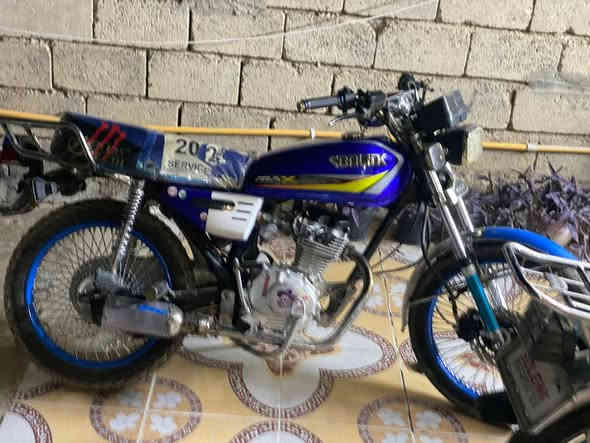 السلام عليكم بسبب الوعودالكاذبه اول شي مكاني الشركاط ماطور تايكر لبيع موديل 2023 محرك مو مفتوح
لايت عالي ناصي 
بريك بي ضعف يحتاج بنزات 
السعر 525 وبي مجال ل شراي ***********
