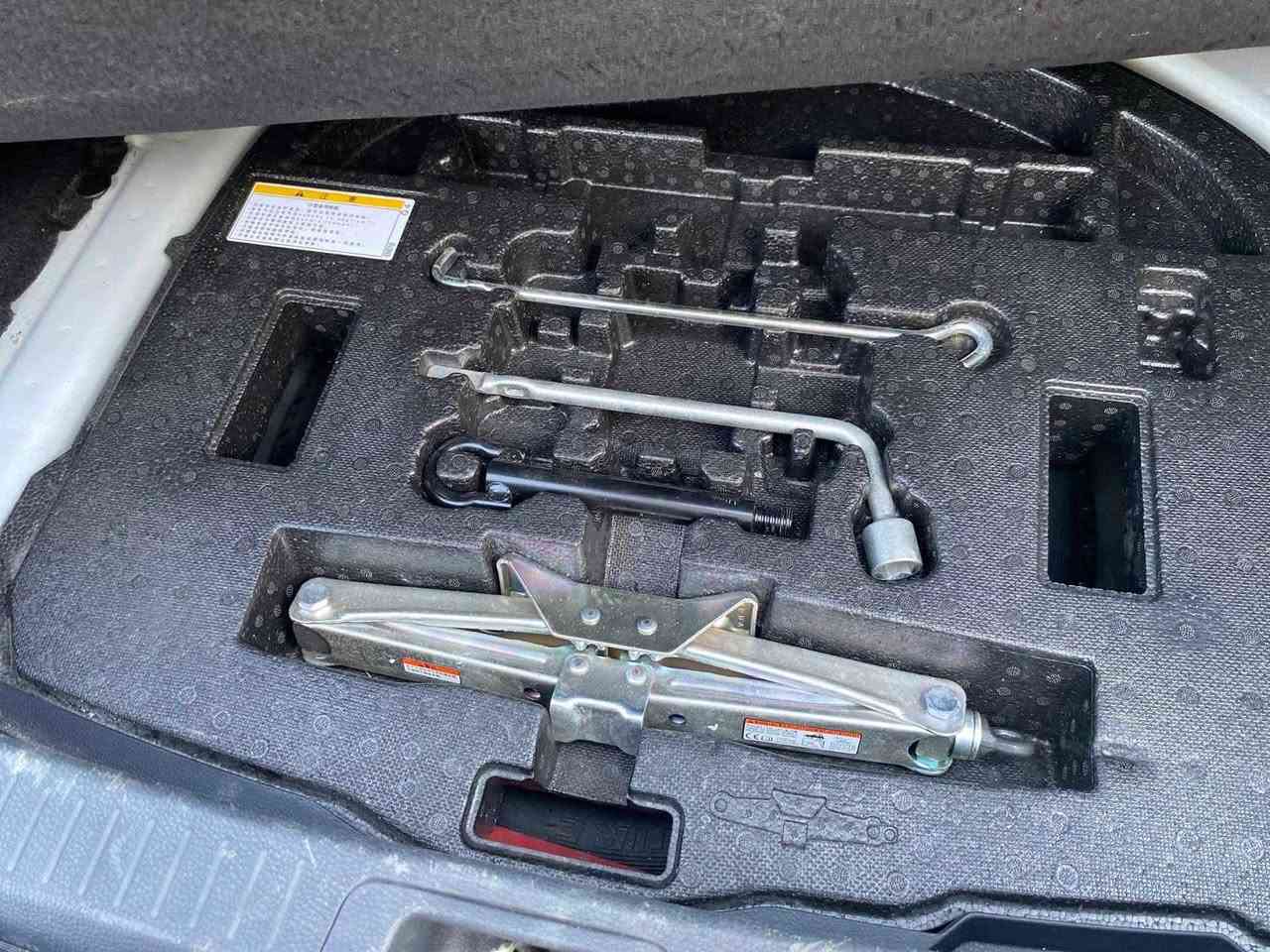 السلام عليكم
تويوتا كورلا موديل 2024
ماشيه 9000
فتحه / جلد / بصمه / فول مواصفات
رقم بغداد ب اسمي
مكان السيارة ميسان 
السعر 158
للاستفسار 
*********** عمارة, ميسان
