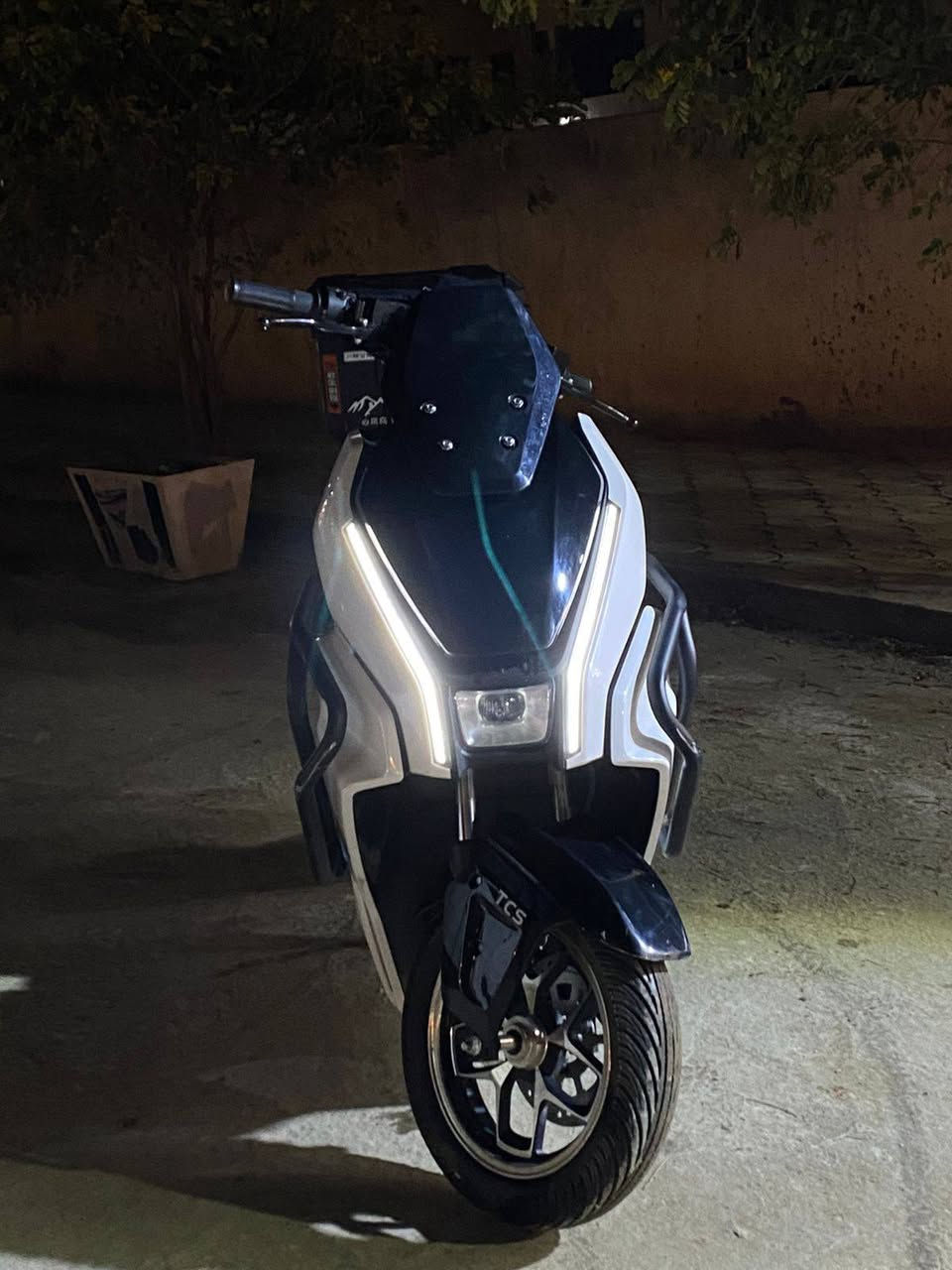 السلام عليكم دراجه بينبو فول مواصفات مدرع ملف 3500 6 بطاريات دراجه فول مواصفات بيها نضام تدفئه تدفئه اليدات دراجه فول لفول مستخدمه شهرين دراجه كارتون بيها نضام السبورت دراجه 5 نمر فول لفول سرعه 100 حقيقي مكاني بغداد حي الجامعه السعر 1050 وبيها مجال بسيط *********** لتخدمه دراجه نضيفه كلش
