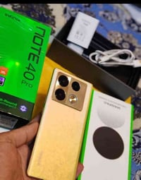 نوت ،40 برو مستخدم اسبوع فقط  ملحقات كامله ...ذاكره 256  عشوائي 16  23...