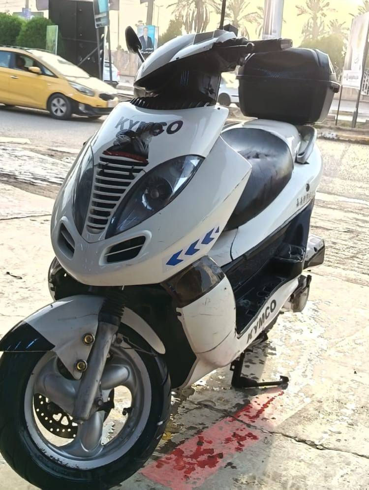 سلام عليكم دراجه للبيع كامكو ياباني وارد تايلندي دراجه موديل 2005 مكينه 200cc علا وضع الوكاله شرط ماوكفه  وباب مصلح برغي مامفتوح بيه حادثه جه اليمنه   باقي نضيفه دبل دسك ربعه دبل كله شغاله كهربائيات لايت اشاره دبل دشبول مال جناي رجأ بس شراي يراسلني


**إذا كنت صاحب هذا الإعلان وتريد حذفه لأي سبب، رجاءا أرسل رسالة إلى الدعم الفني**