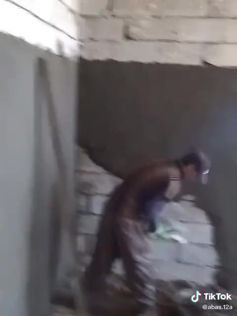 خلفه  لبخ نشتغل باليوميه مكطوعه عالمتر وباسعار مناسبه اتصل ودلل واتساب او علا الرقم تسليم هندسي شرط ***********
