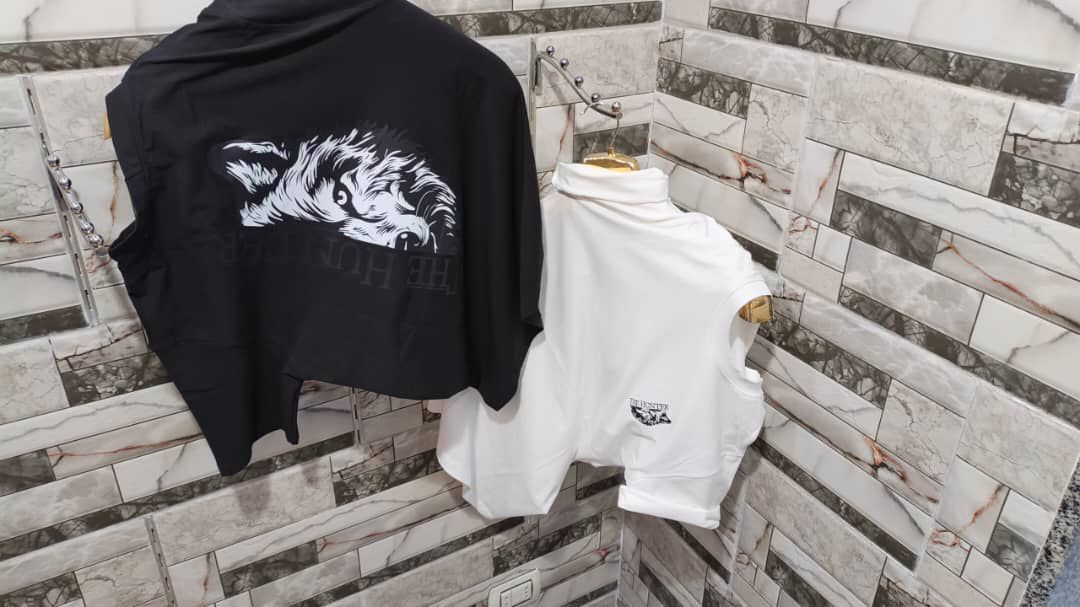 بلوزة رجالي فل ليكرا تركي مكفولة 
M.L.XL.XXL
اسود ابيض فقط 
سيرية 16 
الأورجينال 
هذا الرابط للانضمام إلى مجتمعي في واتساب,:https://chat.whatsapp.com/JVOL5MI8UidCFz9COXRiwq


**إذا كنت صاحب هذا الإعلان وتريد حذفه لأي سبب، رجاءا أرسل رسالة إلى الدعم الفني**