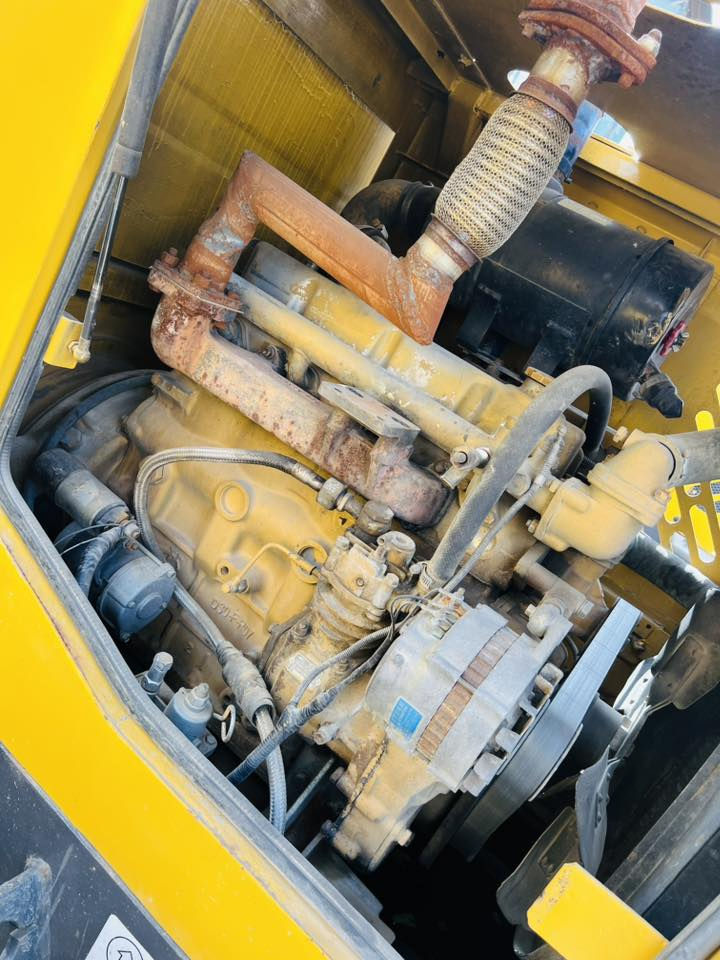 سلام عليكم شفل للبيع (بيع مستعجل)
حجم 918 موديل 2013
مشتغل شي بسيط بعده منفيس 
ترقيم أي محافظه اتعجبك 
الشفل جاهز أو شرط الفحص 
               
                  ***********اتصال أو واتساب
