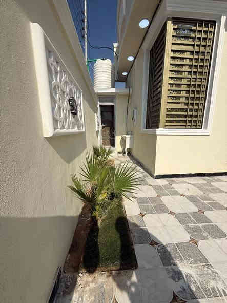 #اسعد_الله_اوقاتكم_بكل_خير 🟥 ***********
دار سكن البيع 
#المساحه 220متر 👍
#جنس_العقار  :: طابو زراعي عراقي وكله اونسخه من الطابو 🟥 
بيت ما شاء الله تحفه 
#العنوان البيت 
البصرة أبو الخصيب طريق العوجه قريب علا طريق العوجه 
البيت يحتوي على  غرفتين نوم 
صاله
مطبخ
ديوان 
صيحات داخلي وخارجي 🟥 
كراج وحديقه بيت مرتب ما شاء الله 
#سعر البيت  117مليون وبي  مجال 💸 
#للاستفسار الاتصال على الهاتف 📳📞***********
