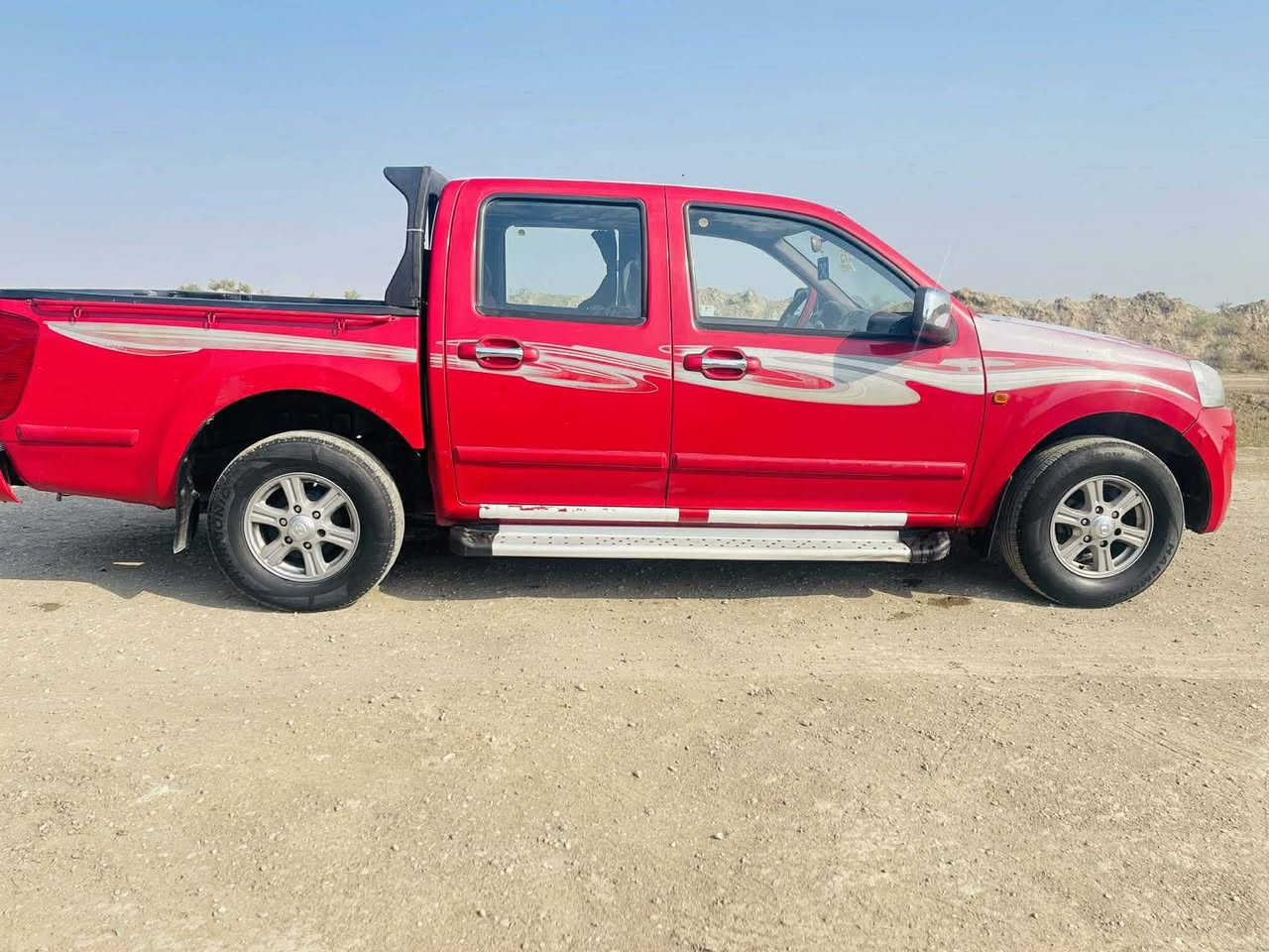 السلام عليكم للبيع كريت ويل 2015 رقم واسط السياره مكفوله صدر محرك كير تخم تاير سنويه 26 تحويل مباشر 
صبغ شبر بالسكن الاخير الايسر مكان بابل الرقم *********** وترهم مراوس ولاثير بي وتساب سياره جديده مال جناي وشعندك  مراوس يراسلني سوناتا اوبتمه كلشي
