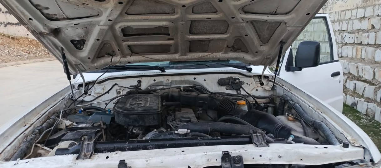 نیسان پاتڕۆڵ مۆدێل 2002 ناوسپی ئاڕمی پلاستیکی سلێمانی گێڕو مەکینەو ئەکسلوو دەبڵ ئەکسلی بەشەرت سەریارەکە کامل بۆیاخە بەڵام بەس یەک شانی پێشی لای سەکنو چەمەلەقی سەکنی پێوەیەتی چوار تایەی تازەی لەسەرە پاتری تازە ڕۆنی تازە گۆڕاوە لاسیک گایدی تازە گۆڕاوە پێشو دوای چرکەی تیا نیە غازوو بەنزینە هەردوو تەنکیە بیلادیە کەی لەسەر ماوەو تەوافەو دەبڵ تەنکی ئیش دەکات ناوکێچو کارە بای هەموی ئیش دەکات تکایە بەس جوابی تەلەفون ئەیەمەوە لەگەڵ ڕێزم ***********
*********** السليمانية, العراق
