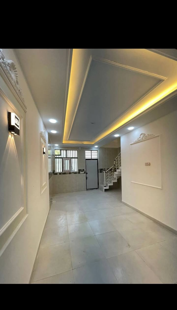 #دار_للبيع🏠
#الموقع : حي الوفاء قطاع 40 🌍

#المساحه : دار  50 واجه 5   نزال 10✨

#التفاصيل : الدار جديد غير مسكون فووول درجه الأمتياز نسبه بنائه
شارع 10+🪴ساحه امام الدار 
يتكون كل الدار الواحد من غرفتين+صالتين+مجمع صحيات+مطبخ+منور …………

🔻نستقبل كافة العروض السكنيه والتجاريه 🔻

مكتب الابرار للعقار ***********
تسعدنا زيارتكم لمكتبنا 
📍في النجف - حي السلام- شارع ابو دجاج 📍

للمزيد من المعلومات والتفاصيل عن العقار والمعاينه الميدانية يرجى الاتصال على *********** النجف, العراق
