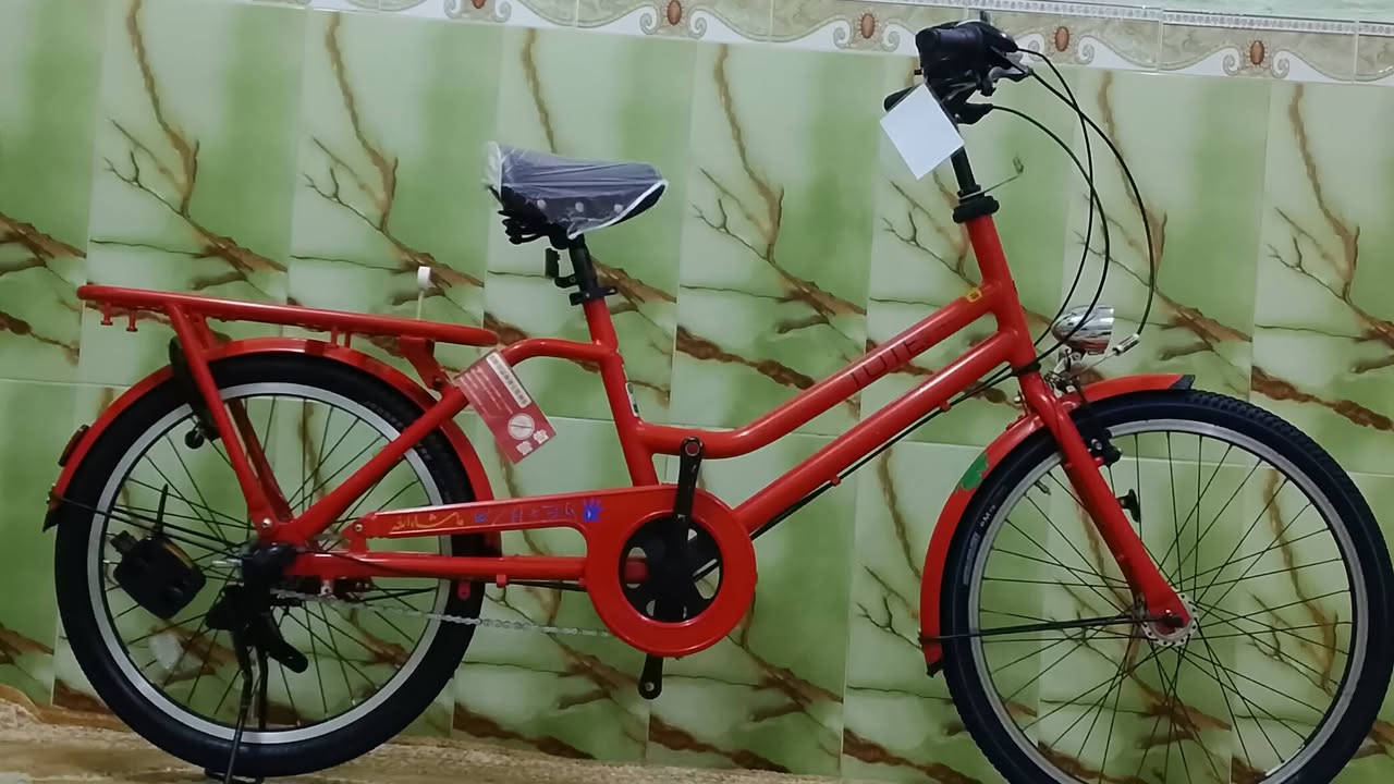 يا الله سلام عليكم بيسكل برجستون للبيع نضافه ميه بل ميه ياباني الشه الطويله 
بيسكل كارتون وعلي حساس لايت زنون سرج طبي 3 كير داخلي تايرات بل جيس بيسكل اوزان ***********او خاص وآسف عل اطاله 🌹
