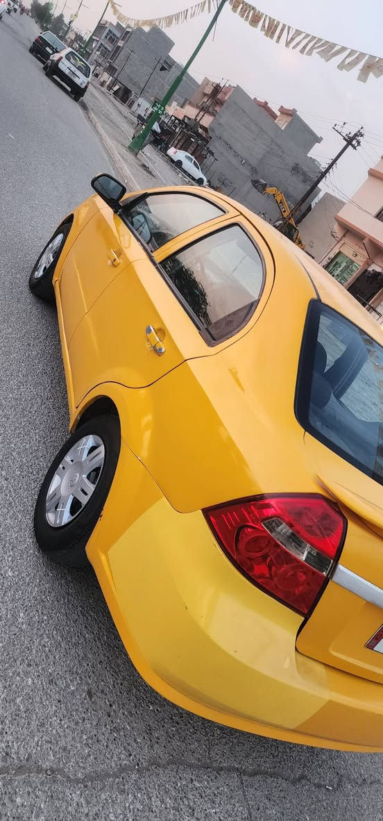 السلام عليكم افيو خليجي ٢٠٠٨ مشروع وطني سنويه جديده الى ٢٠٢٩رقم كركوك بيه بطاقه بانزين محرك وكير جديد لوك مال حاويه صدر جديد ضرره بل حوض شي قليل تصليح عل بارد فقط سعر ٤٠ رقم مبايل ***********
