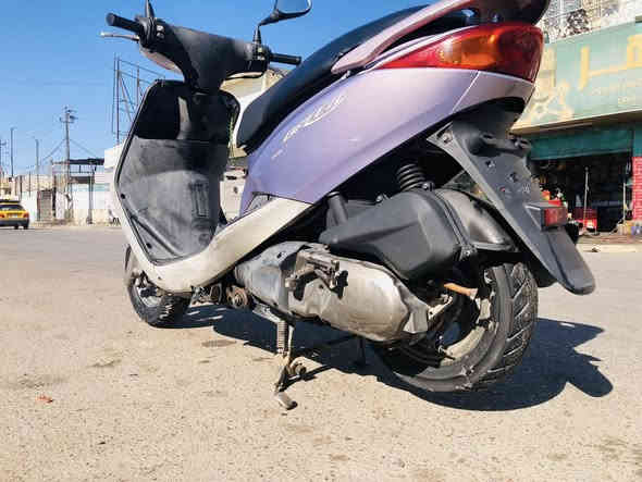 ‏دراجة فريز مكفولة كفالة عامة كفرات اصلية مكينة ما مفتوحة المكان الرحمانية جعفر السعر 800 وبيها مجال 
***********
