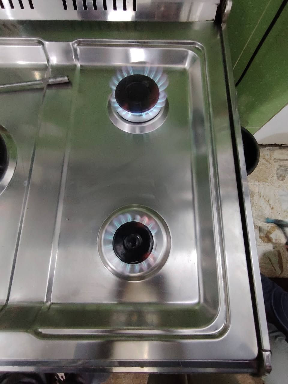 ورشة ابو علي صيانة طباخات تصليح وتنظيف انواع طباخات الحديثه والقديمه صيانة موقعيه الكرخ والرصافه نتصلو وبل خدمه *********** ❤️
