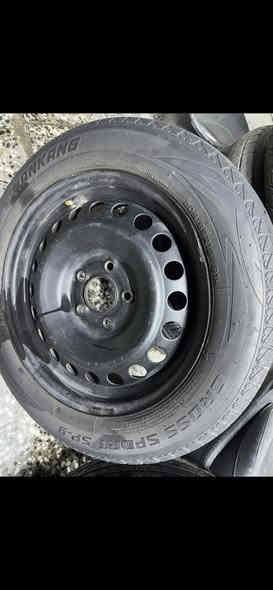 اربع ويلات وتايرات حجم ٢٠٥/٦٠/١٦
ويل تاير ات تفصيخ وارد امريكي  سعر ١٢٥ قفل
***********
