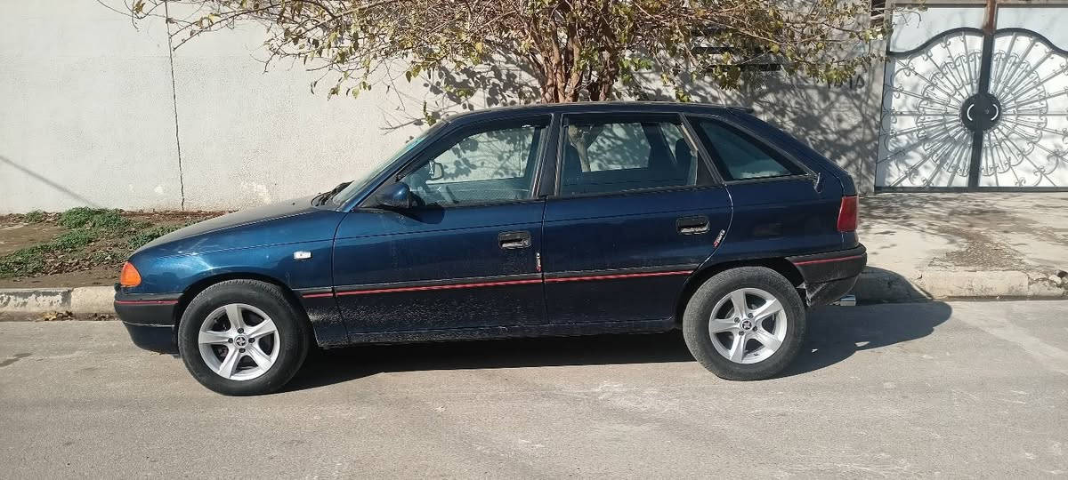 استرا حجم 20
كير توماتيك + تبريد +جامات اماميه كهرب+ مرايات كهرب

كير محرك شرط مكفوله من الضربه فقط صبغ عام جماليه 

رقم كركوك بس السياره باسمي بالموصل سنويه جديده الى 2029 ورقم جديد وهزه جديده الى شهر 10

السعر 58 وبيها مجال للطيبين مكاني الايسر حي الميثاق

*********** الما شراي لا يعلق وشكرا
