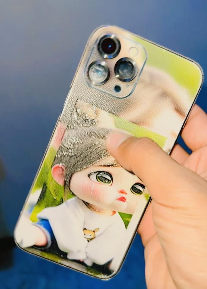 سلام عليكم ايفون 12 برو ماكس 
بطارية 86 مابدل بي شي 
جهاز بي ضربة خفيفة بضهر واني غلفتة 
و مرات يرست وحدة سبب رطوبة 
مكاني بغداد الزعفرانية 
*********** 
350 الف ❤️
