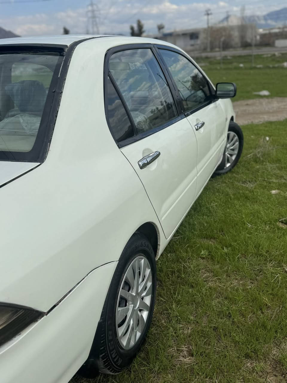 یااللە هەرزانتر لە خوار هەمو بازارو دەستی دوو  لانسەر مۆدیل ٢٠٠٨ مەکینە گەورە ناو زرەدی گیر تۆماتیک  سەیارەکە دینار مەسرەفی نیە مالی دۆستە هەر ٤تایەی تازە   بەستراوەچرکەی تیدانیە     مەنەفیستیی ئەسلی فسفۆری لەگەلە براوەو موسو و ئەوشتانە نیەسەیارەکەسبوخ حامە لەسەر ساخی  شوینم رانیە  قفلی قفلی ٤٢گەلایە مشتەره نیت سەرمان مەئیشینە لەگەل ریزم 
*********** واتساپ ڤایبەر
