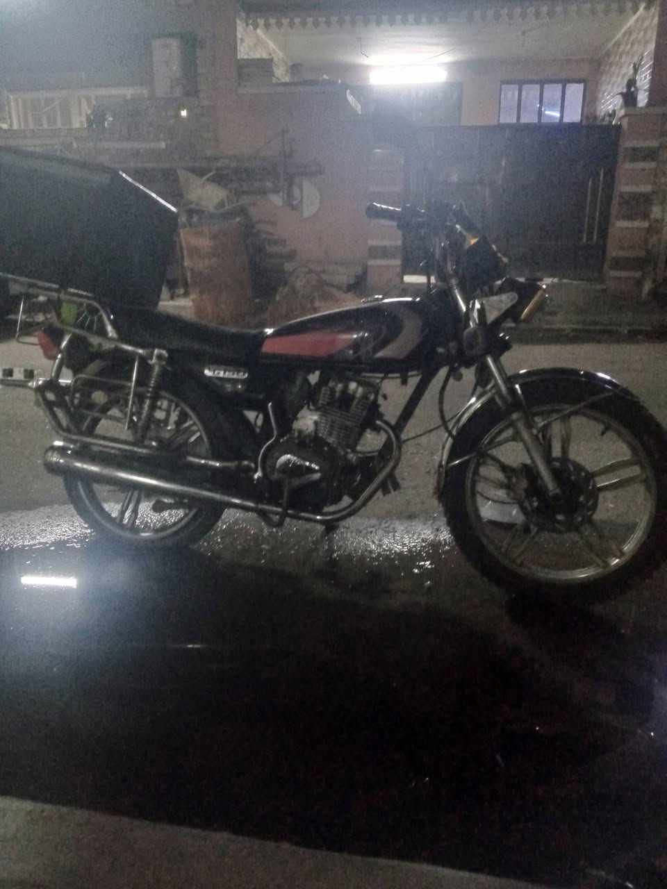 دراجه ايراني لبيع
عوزهه ويل خلفي فقط 
السعر 400بيهه مجال
متوفر خاص


**إذا كنت صاحب هذا الإعلان وتريد حذفه لأي سبب، رجاءا أرسل رسالة إلى الدعم الفني**