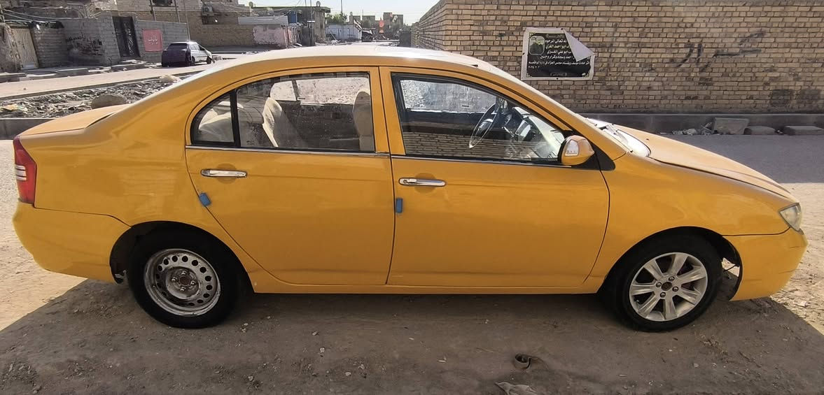 اعاده النشر بسبب الوعود الكاذبه سلام عليكم البيع سياره ليفان 620 محوره كورلا كير اتموتيك  1800 موديل السياره 2011   عليه هيئه وعليها غرامه.  5 ورقات يطيحن من سعرها  المكان ناصريه المركز 
السعر 37 

*********** ناصرية, ذي قار
