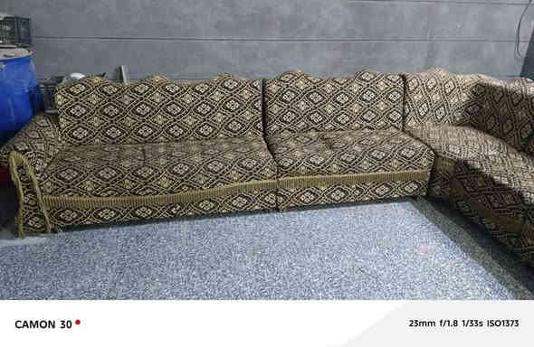 تخم للبيع
عشر مقاعد جاهز للاستعمال نضافه 80 بلميه
للتواصل اتصل ***********  او راسلني خاص.
