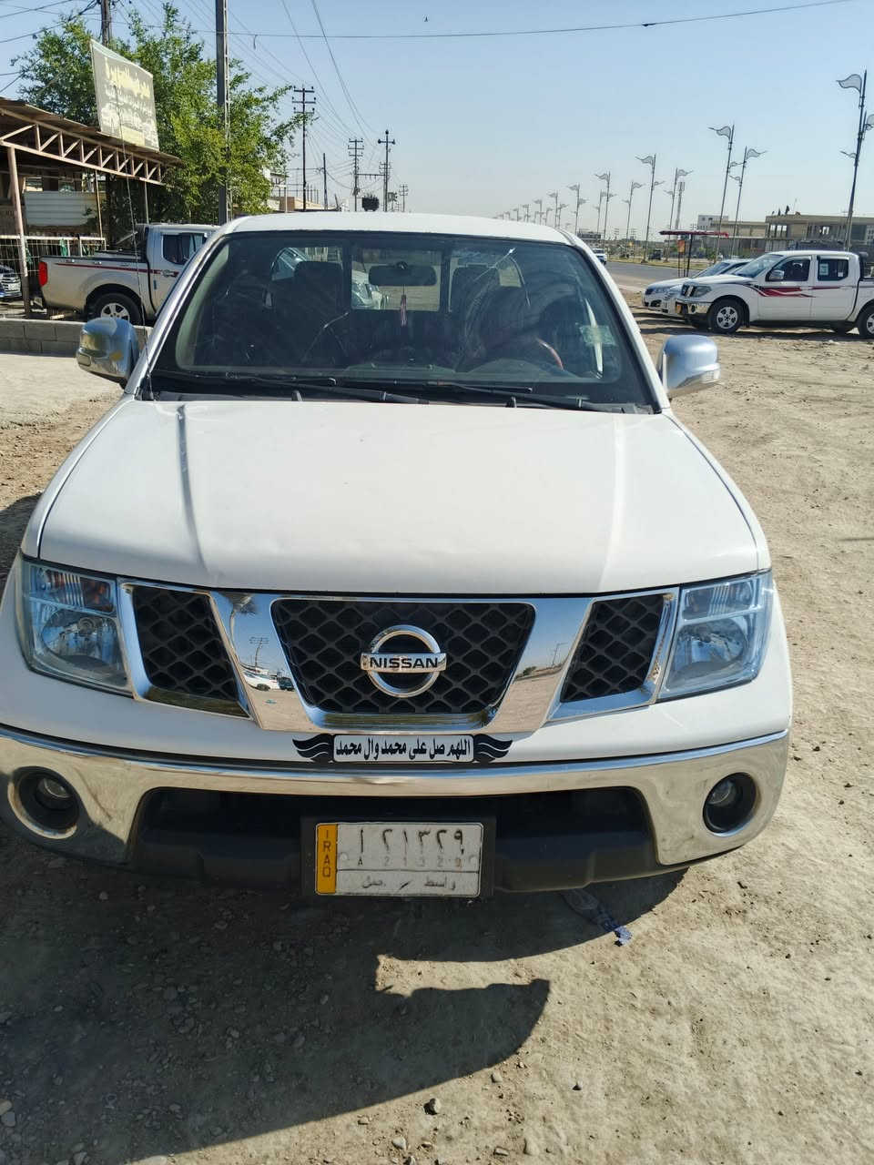 نيسان نيفارا موديل 2012 اوتماتيك رقم بابل محرك جيد جدا حداديه تخم تاير تبريد السونار مع المنشور المكان الصويرة السعر 105 بيها مجال قليل 
***********.....***********
