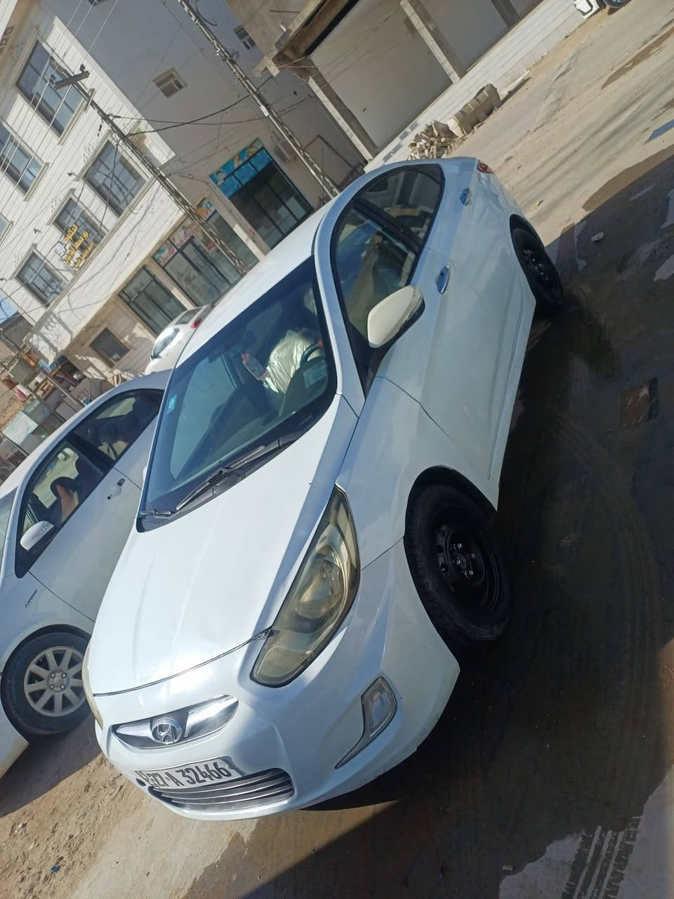 السلام عليكم
اكسنت خليجي موديل ٢٠١٣ رقم ذي قار دولي سنويه وهزه جديده 
___________
مكينه ١٦٠٠ دوش قطرتين المرغوب 
(كير مكينه شرط كفاله ) تبريد ثلج تدفئه 
رشات صبغ بسيطه  
_________ السعر ٧٩ 
العنوان الديوانيه مركز ***********
