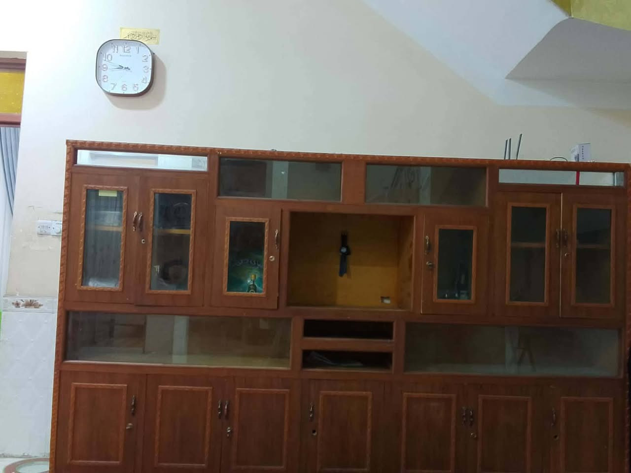 معرض تسكام خشب سعره 150 وبيه مجال 
ثلاجه شرط التجميد سعره 125
كاروك طفل بعده جديداستخدام قليل  كلش نظيف  سعره 45 سعر النهائي قفل 
كاروك  هزاز صغير هم بعده جديد باباكيت سعره النهائي قفل 30
كراسي عدد 3 سعرهن 110 قفل 
كنتور تركي نظيف كل ضرر مابيه سعره 55 سعره النهائي قفل 
قنفات لون الاحمر  كبار 2
وحده وسط
كراسي اثنين 
من داخل بيه مخزن والكبيره تنفتح اتصير سرير  سعرهن 300 قفل 
طخم قنفات لون بيجي 
يتكون من قنفتين كبار ام 3 مقاعد 
وقنفه وحده ام 2 مقعد 
وقنفتين ام مقعد واحد
رجااا  رجااااا هاي الاسعار النهائيه اذا شراي تواصل خاص انطيك العنوان 
غير هاذا لا تراسل بس تسئل وتسولف


**إذا كنت صاحب هذا الإعلان وتريد حذفه لأي سبب، رجاءا أرسل رسالة إلى الدعم الفني**
