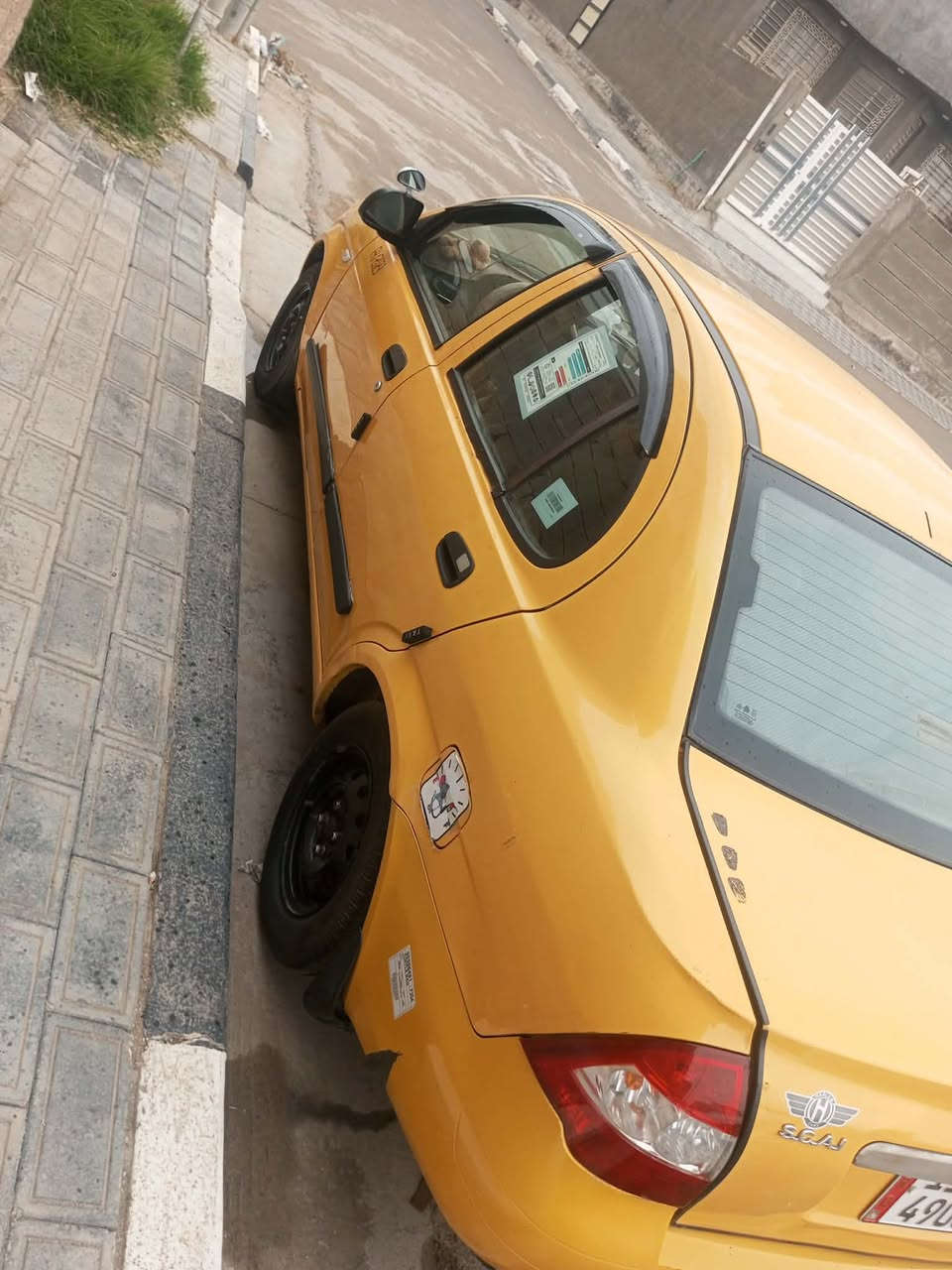 السلام عليكم
طيبه للبيع 2016 رقم نكليزي كفاله محرك وكير والصبغ فقط إصبعين بارد مصفره هيئه وغرامات السياره جاهزه من كلشي كهربائيات وشاشه وكامره وتخم تاير جديد وتجي وتشوف السعر 40 وبيه مجال قليل 
 عنوان كربلاء الحسينية 
الرقم ***********
