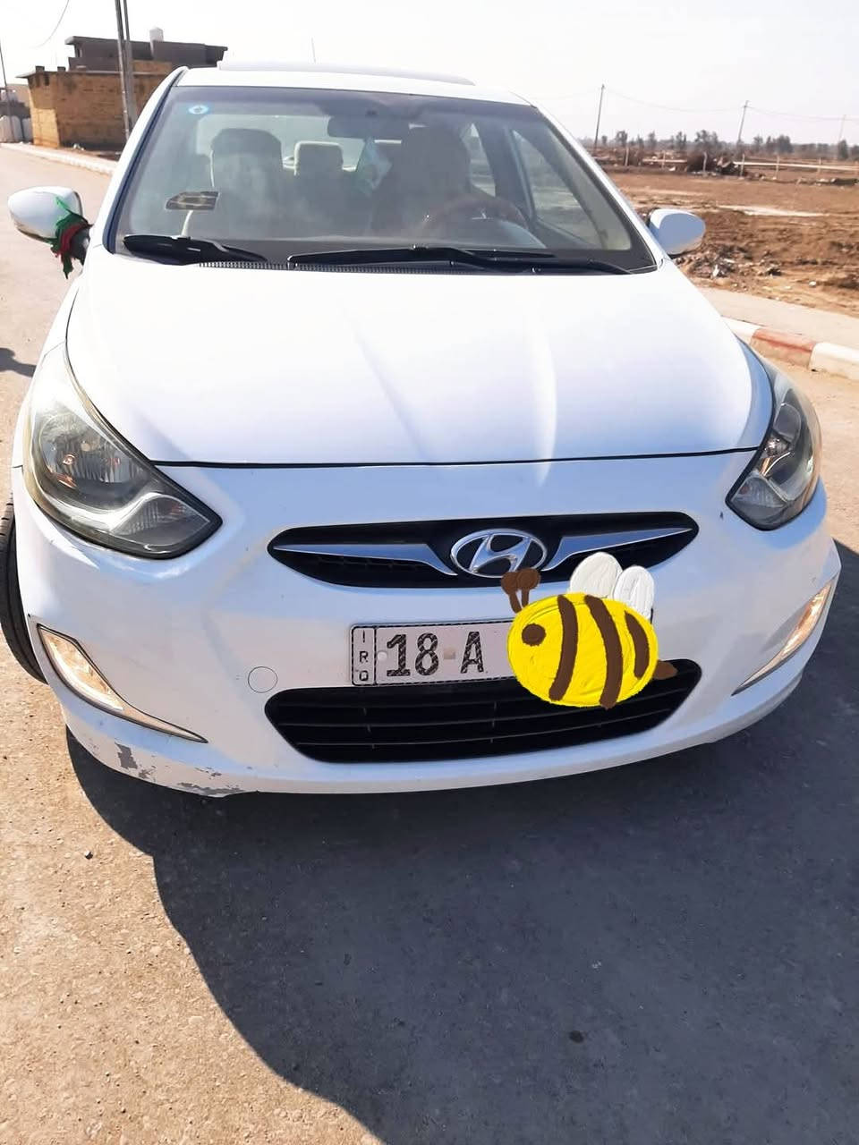 سلام عليكم
اكسنت  خليجي 2011  
رقم بابل جديد 
بيها مكانين بارد فقط 
سياره جديده كير مكينه مكفولات 
تخم تاير جديد
باتري جديد 
تدفئه تبريد كله شغال فول 
فتحة سقف اشاير بل مري 
سعر  (٩٦)   بيها مجال بسيط  
مكاني حلة / ورديه خارج 
‏‪0776 692 2343‬‏
