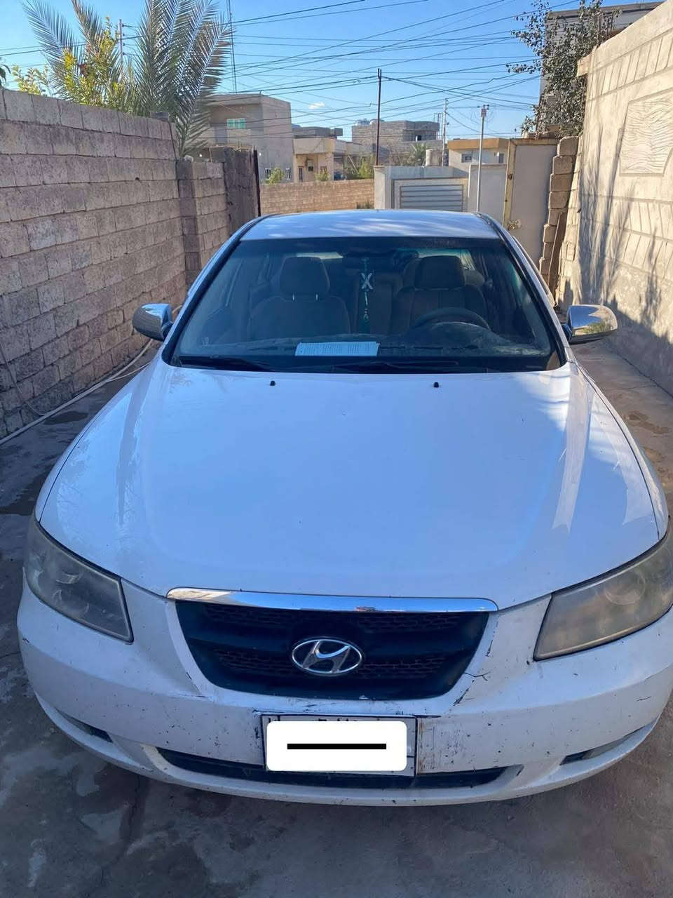 السلام عليكم 
للبيع سوناتا 2007 ادوات گص جنطة لون ابيض جاهزة گير محرك دبلات جدد تواير جدد بس الصدر بي تعب متوأم رقم و السنوية بغداد السعر ٤٣ و بيها مجال مكانها العلم *********** اتصل عالرقم خاص ما عندي
