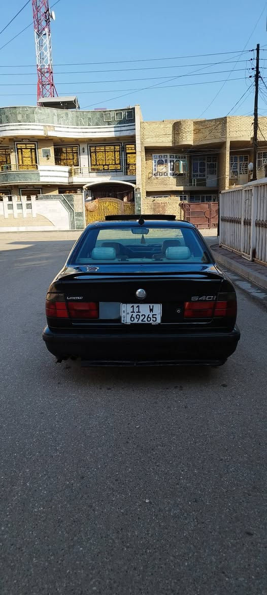 سلام عليكم بي ام 520 مكينة 525 كير عادي رقم بغداد نكليزي بسمي كير مكينة مكفولة بدونضربة سعر48 رقم تليفون ***********
