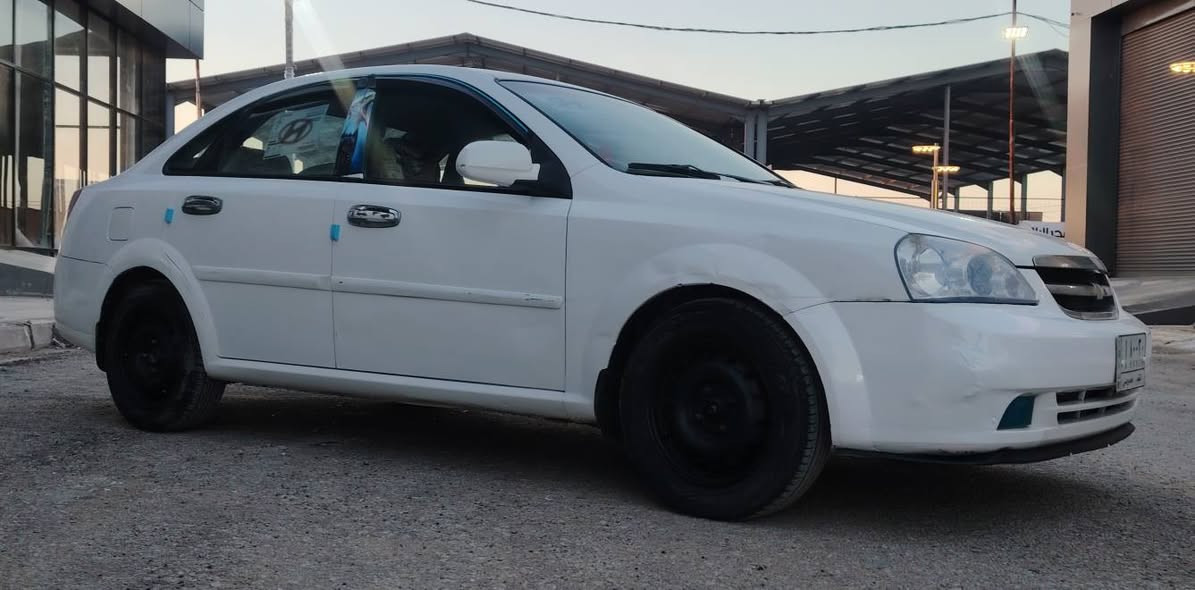 ابتره موديل 2009 وارد خليجي مكينه وكير اوتماتيك وحداديه وتخم تاير وكهربائيات كل شغاله سياره جاهزه مال جناي السياره كفالة السعر (66) وبيه مجال الرقم ***********
