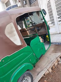 تكتك للبيع موديل 2022 نظيفة  المكان بغداد البلديات الضباط الثانية  للا...