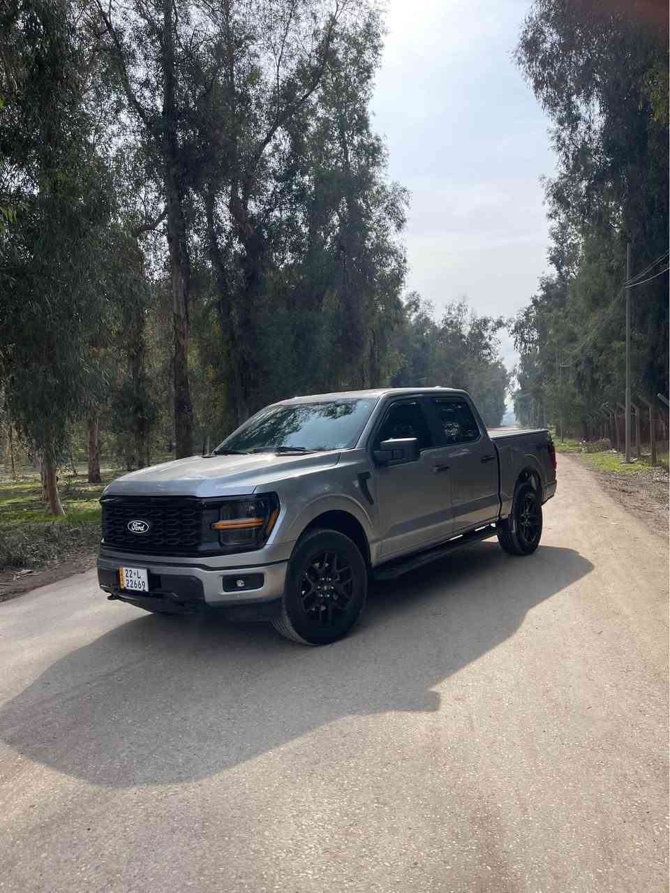 فوارتF150. موديل 2024  فوارويل 4x4 باب طويل بودي قصير لمرغوب محرك 270 سيار بيه كتاب تضليل جامات تفاصيل *********** واتساب أربيل, العراق
