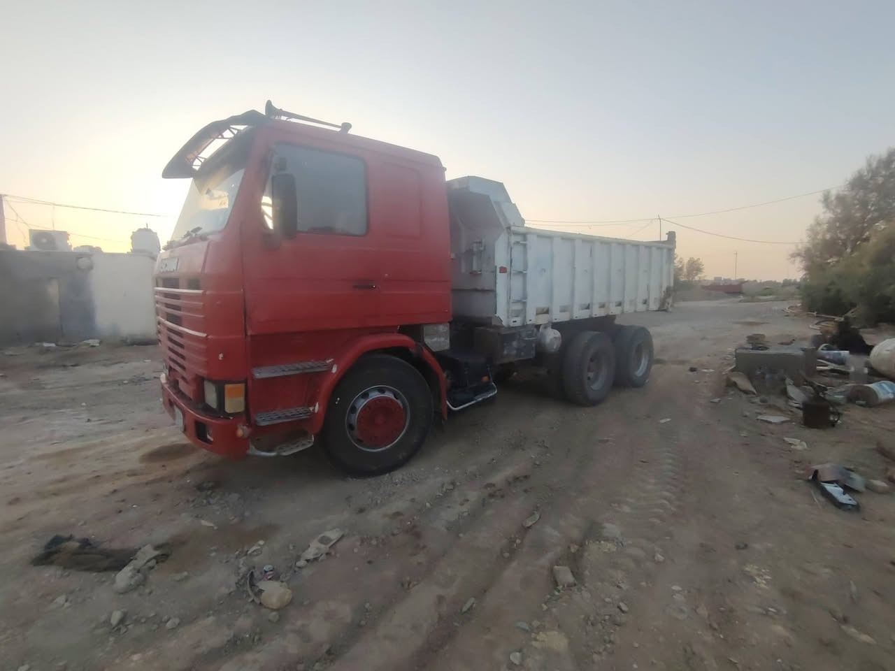 اسلام عليكم  سياره اسكانيه البيع ١٤٣  كهربائيات كله شغاله  مكينه ١١٣ 88 السوداه لا تنقيص واله بخار بدي نضيف باتريات جداد تايرات فوك النص  عمر كير 880 5x5 مجموعة بومه ام الفلتر شاصي غير مكفول السعر ١٣٠  رقم صاحبه *********** مكلف بل نشر
