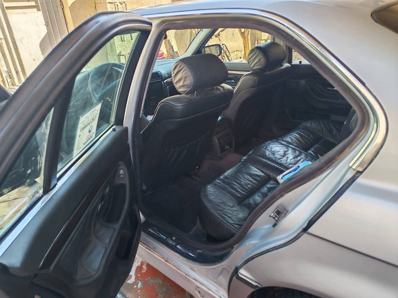 بسم الله

من بعد إذن الادمنية المحترمين 

السلام عليكم و رحمة الله

للبيع BMW e38 735i كاسحة

موديل ٩٦ رقم بغداد هزة جديدة سنوية لل ٢٨

محرك نظيف گير تبترونيك حاوية حدادية نظيفة

طخم تاير غرفة حاوية كهربائيات شغالة سلايت جام مال ٢٠٠٠ جنطة شفط بردة كهرباء شاشة أندرويد

نقصها كمبريسر تبريد و بعض الملاحظات البسيطة 

تفاصيل أكثر اتصل و تدلل السعر ٨٢ و بيها مجال 

اتصل فقط 

***********
