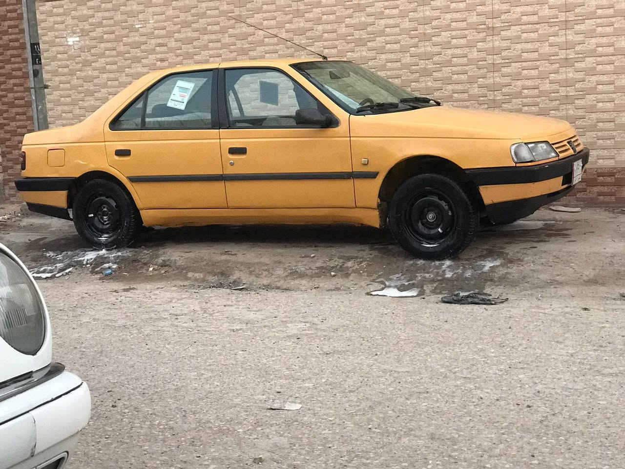 مديل 2010
مكينه كايمه 
سنويه نافذه 
حداده جديده 
تخم تاير جديد العنوان ميسان عرضات 
***********
السعر ٢٤
