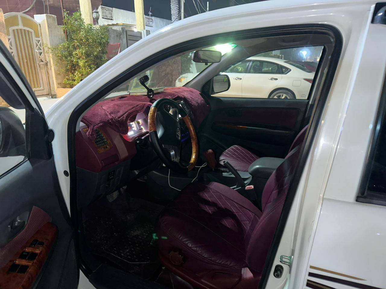 سلام عليكم بيكم ناصي 2015 كويتي شاصي 19
بسمي السيار رقمهه ديالى رقم نكليزي لمكان السياره ديالى 
السعر 247 بيهه مجال بصيط الرقم  ***********
