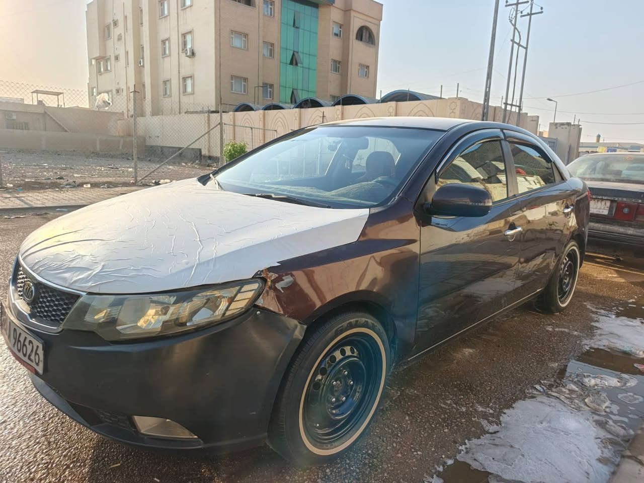 سيراتو 2011
 السعر 80$
بيها مقدم 3 قطع والباقي مكفول
رقم انگليزي دولي 21سليمانيه 
گير ومكينه خير من الله 
تدفئه / تبريد 
تحكمات 
اشاير بالمري 
شاشه توتج
كامره خلفيه + اماميه + تسجيل 
دمام 
تخم تاير جديد
للأستفار/***********
