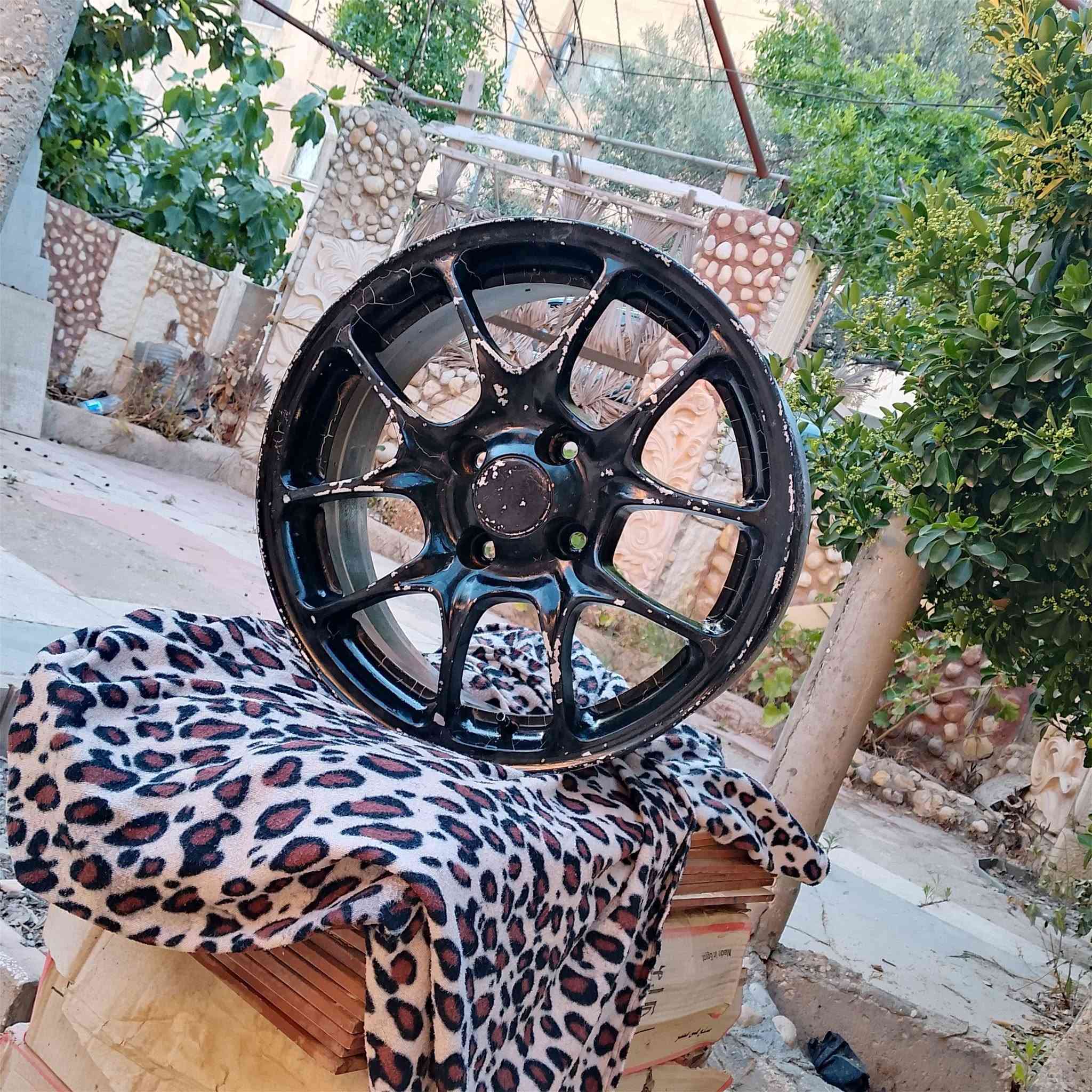 اربع جنطات تب نضافه البيع دفع بحق الله وشيل
ذنين ماتور وذانقير وربع كعكات تعلا


**إذا كنت صاحب هذا الإعلان وتريد حذفه لأي سبب، رجاءا أرسل رسالة إلى الدعم الفني**