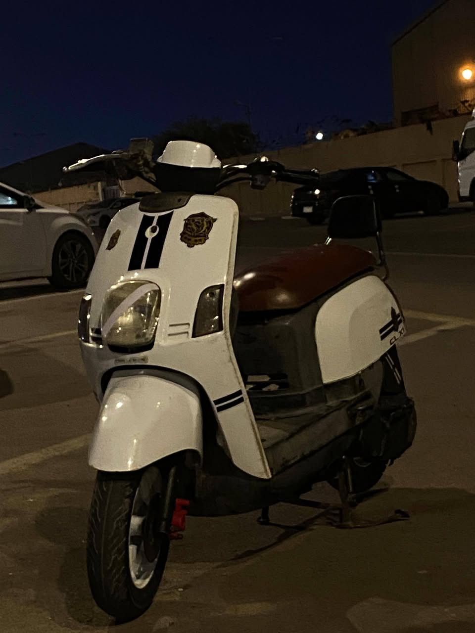 دراجه للبيع البصره الحيانيه ماكس بوليس رايدهه ب700 وبيهه مجال حك الجيه الدراجه مفتوحه بس خير من الله تجي تفحص وتشوف الدراجه خرسه صوت المكينه ناعم وشكد ما تريد تمشي بيهه امشي للتواصل فقط واتساب ***********
