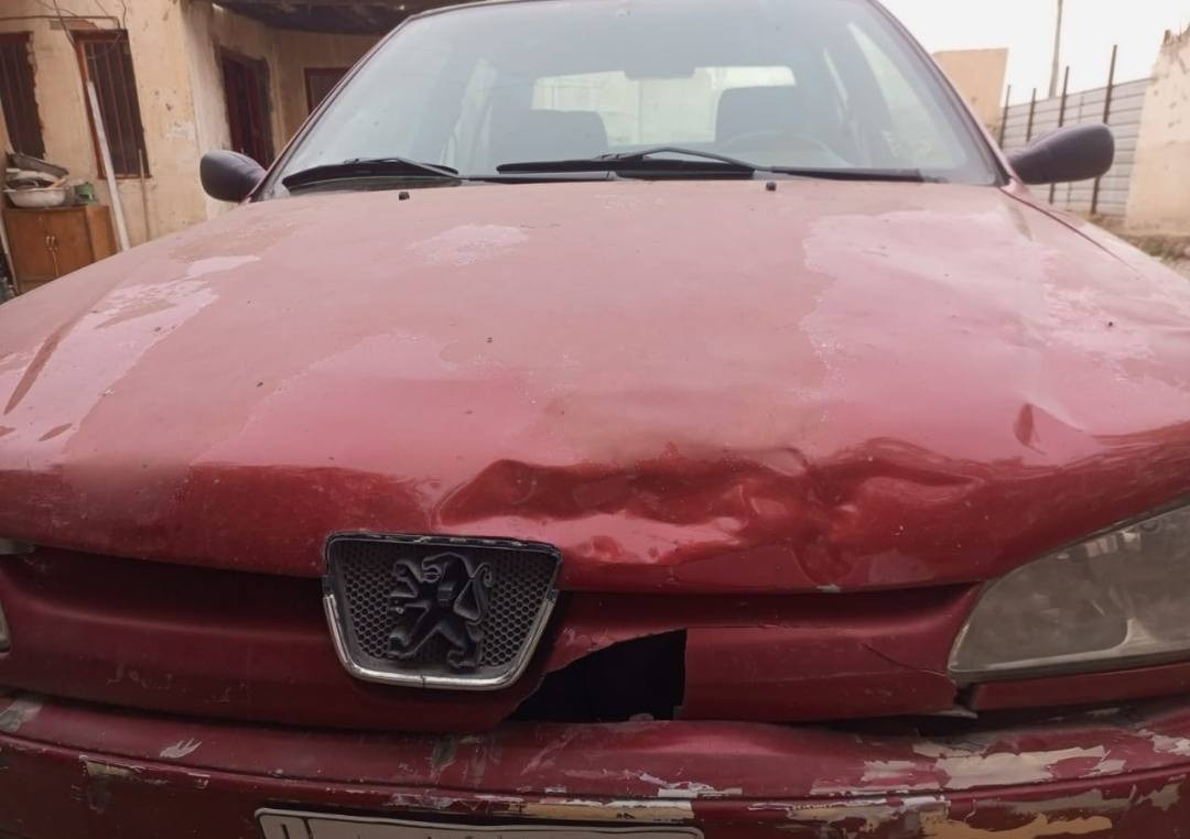 السلام عليكم ورحمة الله وبركاته.. للبيع السعر50 $وبيه مجال. بيه بنيد وشباك امامي. صدره يمشي الحال رقم بغداد الماني. ***********
